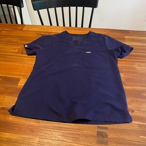 Figs Catarina one pocket navy scrub top size medium
